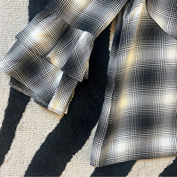 Alice + Olivia Black White Plaid One Shoulder Ruffle Top Size Med - Picture 12 of 16
